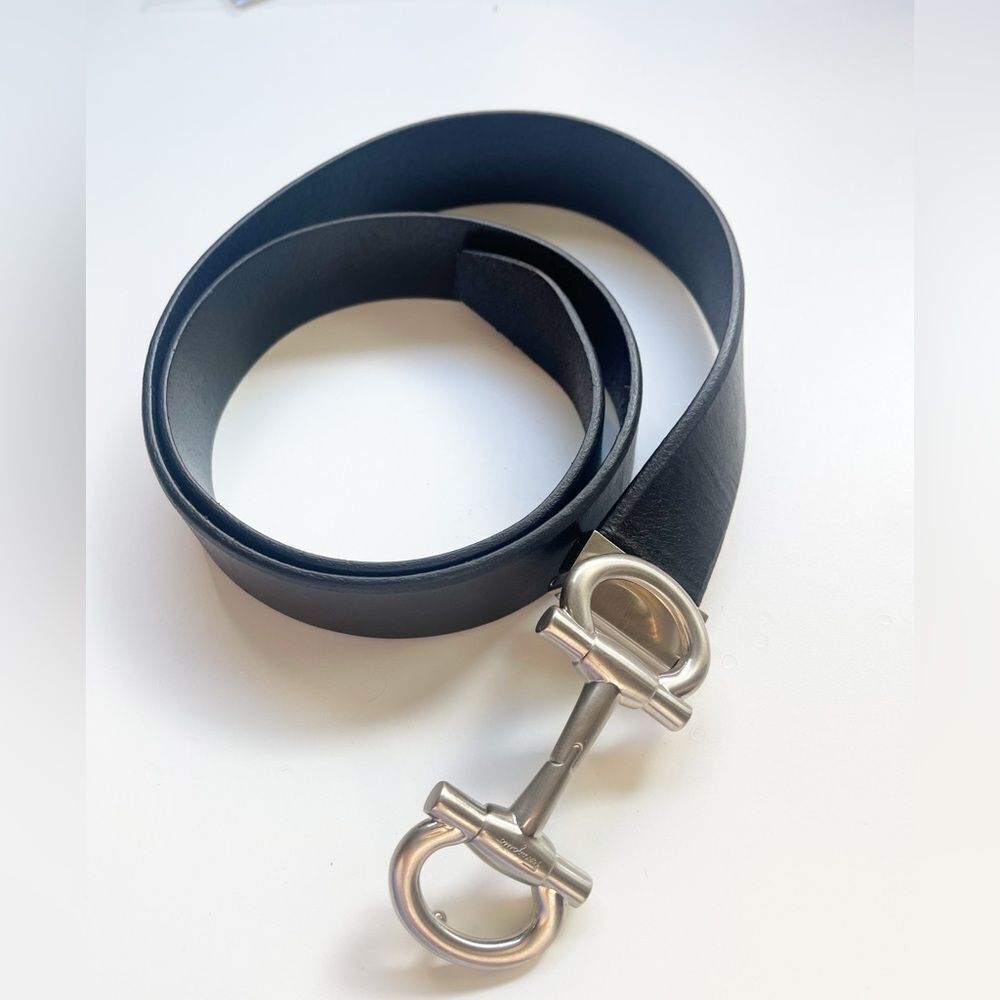 Salvatore Ferragamo leather belt with double Gancini Black Leather Belt - Picture 2 of 10